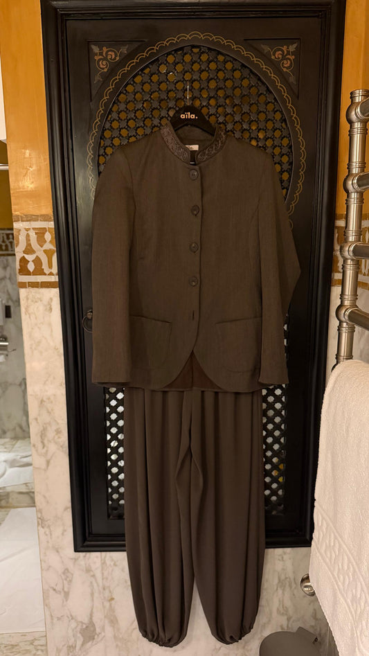 Tailored Set — Taupe